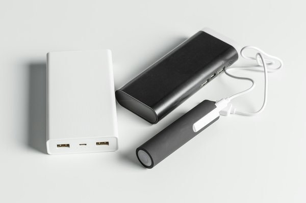 Batteries externes : prolongez vos sessions de jeu sans interruption